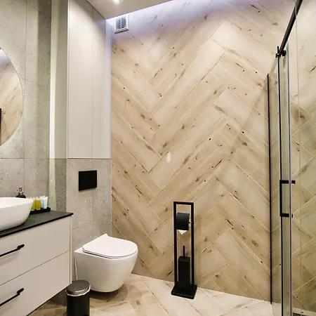 Just 5 By Housine Apartment Zator