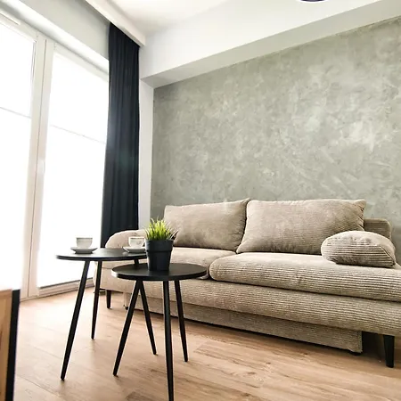 Just 5 By Housine Apartmán *